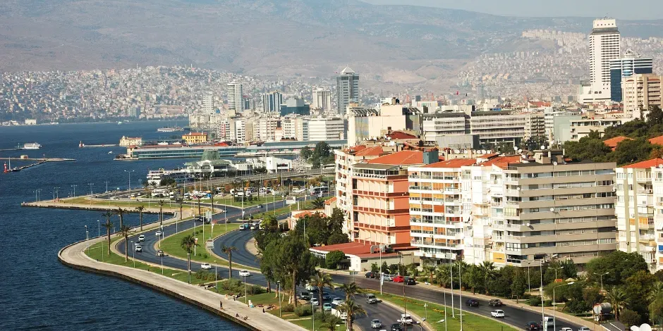 İzmir Havalimanı'ndan Şehir Merkezine Nasıl Gidilir?
